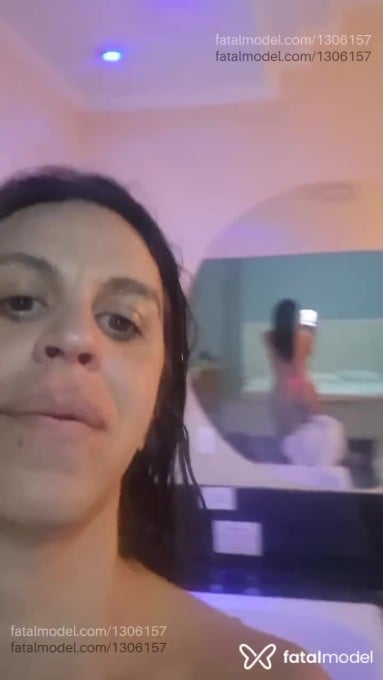 Acompanhante mulher trans com cabelo castanho de olhos castanhos em Alfenas Acompanhante mulher trans com cabelo castanho de olhos castanhos em Alfenas - Rafaela prado