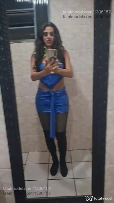 Acompanhante mulher trans com cabelo castanho de olhos castanhos em Alfenas Acompanhante mulher trans com cabelo castanho de olhos castanhos em Alfenas - Rafaela prado