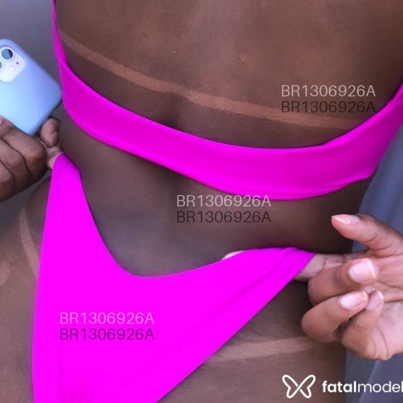 Acompanhante mulher morena (o) de olhos castanhos em Lages Acompanhante mulher morena (o) de olhos castanhos em Lages - Manuela