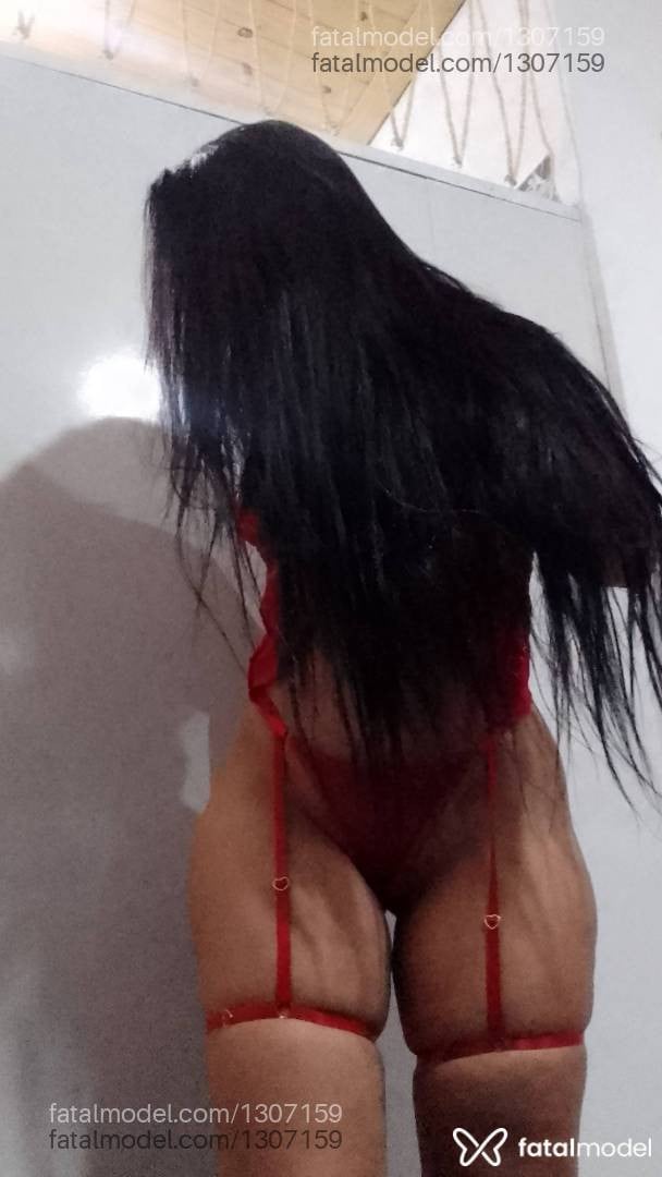 Acompanhante mulher morena (o) de olhos castanhos - Lis Montenegro