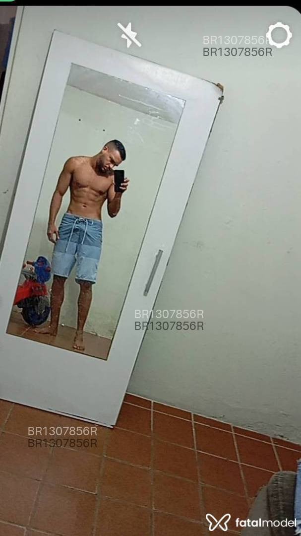 Acompanhante homem morena (o) de olhos castanhos em Garanhuns Acompanhante homem morena (o) de olhos castanhos em Garanhuns - Luciberto Morenoo