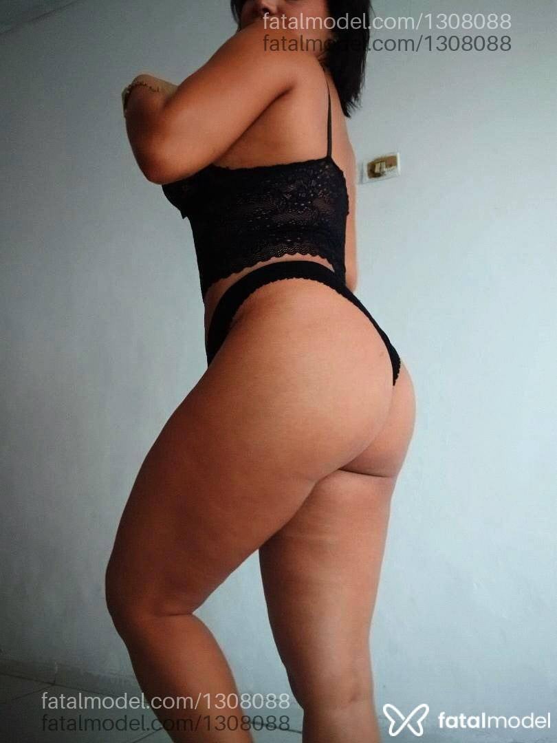 Acompanhante mulher com cabelo castanho de olhos pretos em Maceió - Sol Maia