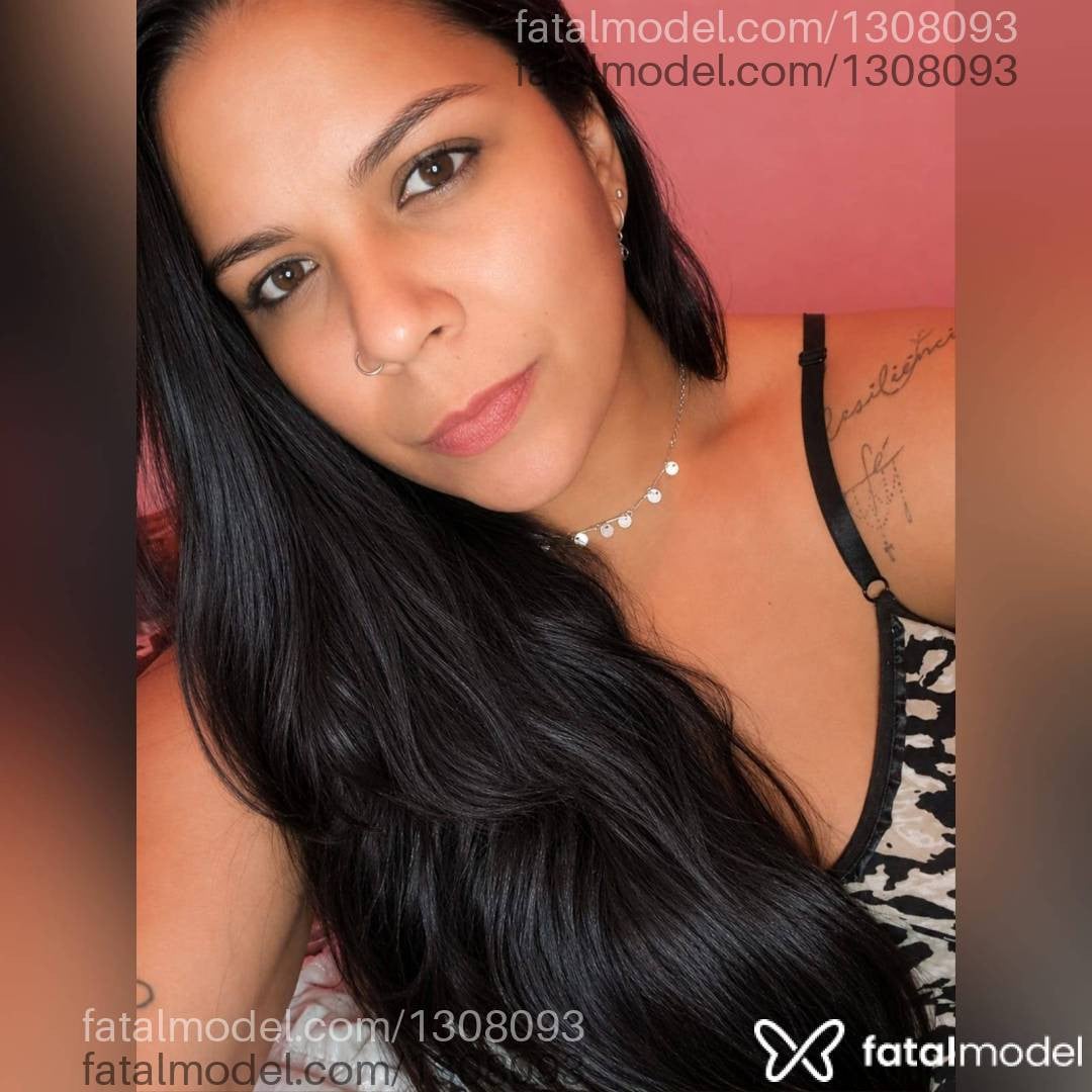 Acompanhante mulher com cabelo castanho de olhos castanhos - Melissa Mendes