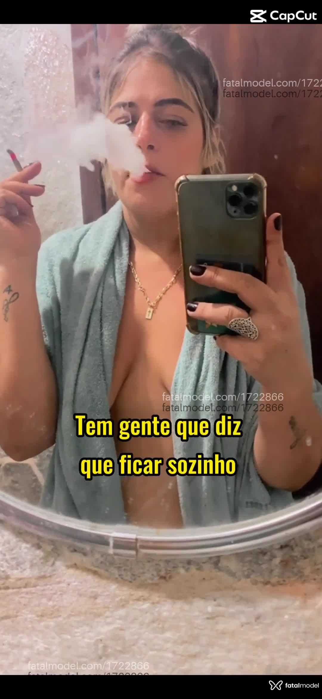 Acompanhante mulher loira (o) de olhos mel em Virtual - Giullia Storini