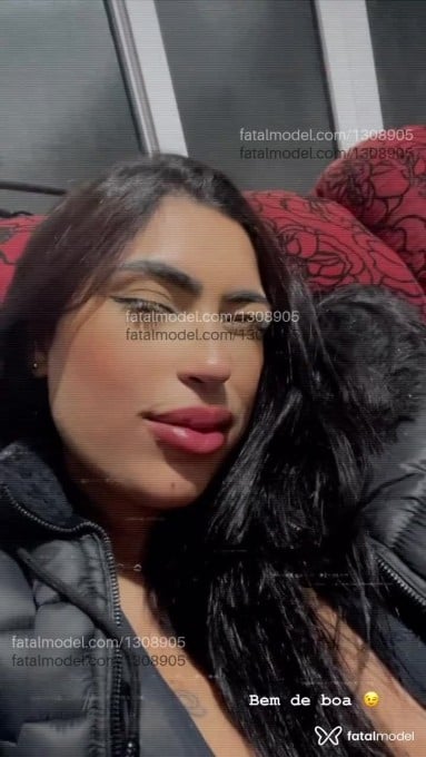 Acompanhante mulher morena (o) de olhos pretos - Alicia Acompanhante mulher morena (o) de olhos pretos - Alicia