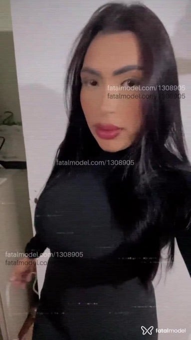 Acompanhante mulher morena (o) de olhos pretos - Alicia Acompanhante mulher morena (o) de olhos pretos - Alicia