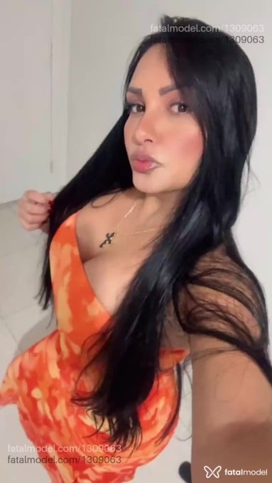 Acompanhante mulher morena (o) de olhos castanhos em Cascavel - Rosa Negra