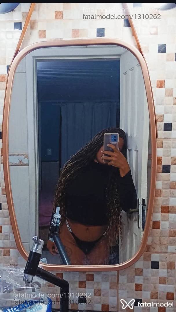 Acompanhante mulher morena (o) de olhos castanhos em Cabo Frio - Victória Katrinck