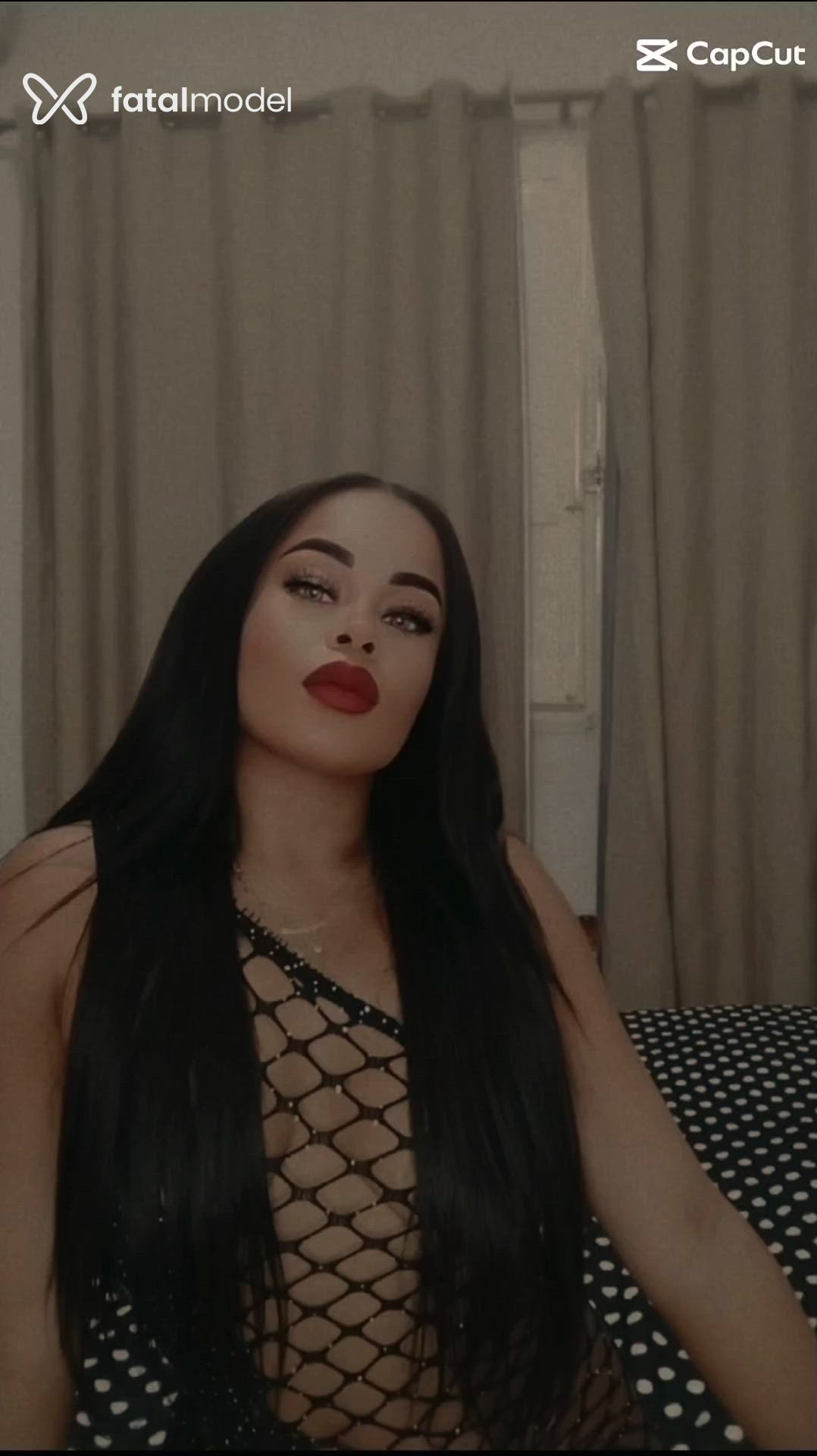 Acompanhante mulher morena (o) de olhos castanhos - Victória Katrinck