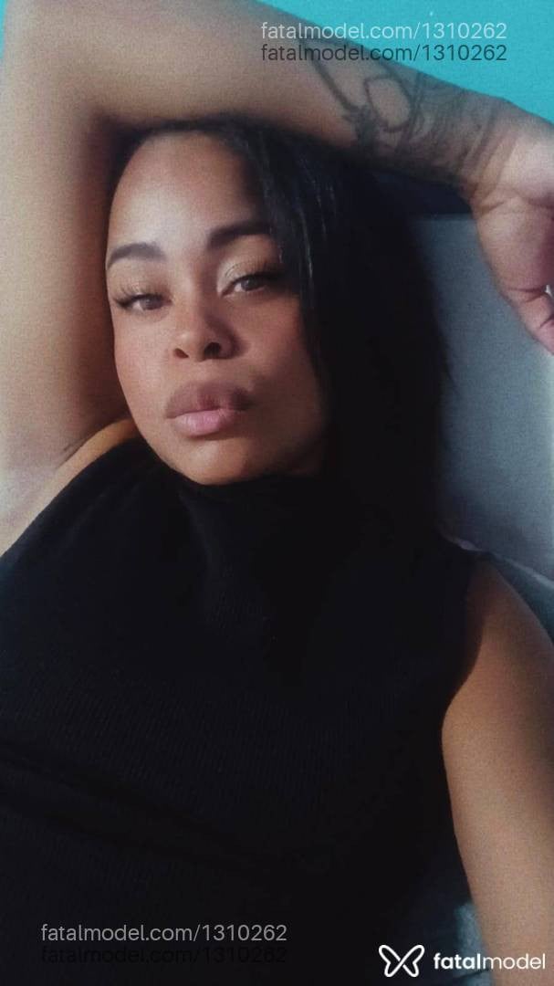 Acompanhante mulher morena (o) de olhos castanhos - Victória Katrinck