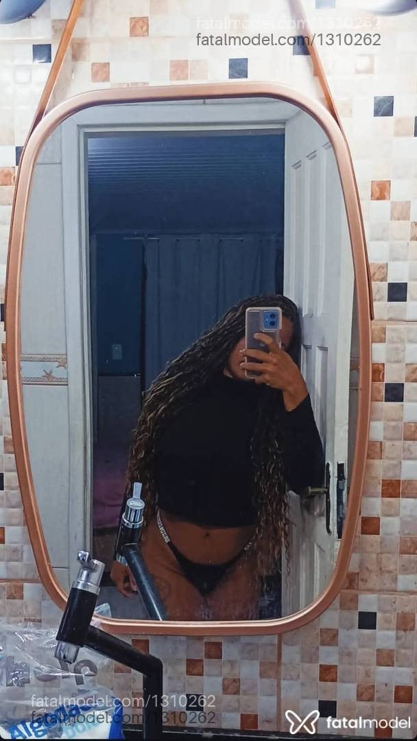 Acompanhante mulher morena (o) de olhos castanhos em Cabo Frio - Victória Katrinck