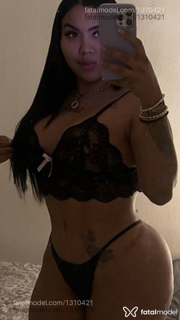Acompanhante mulher morena (o) de olhos mel em São Mateus Acompanhante mulher morena (o) de olhos mel em São Mateus - Manuh