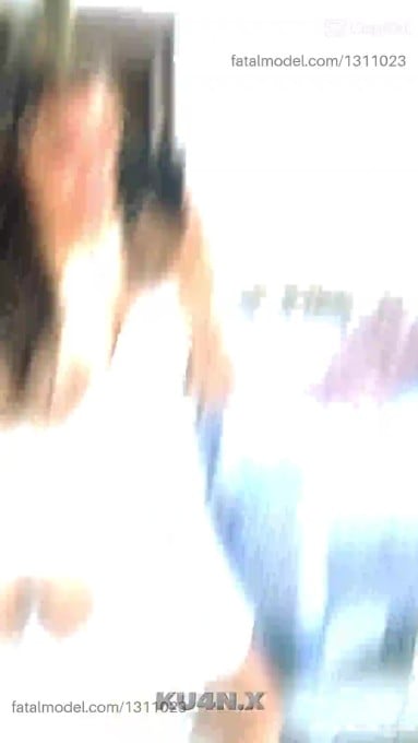 Acompanhante mulher com cabelo castanho de olhos castanhos - Aline Acompanhante mulher com cabelo castanho de olhos castanhos - Aline
