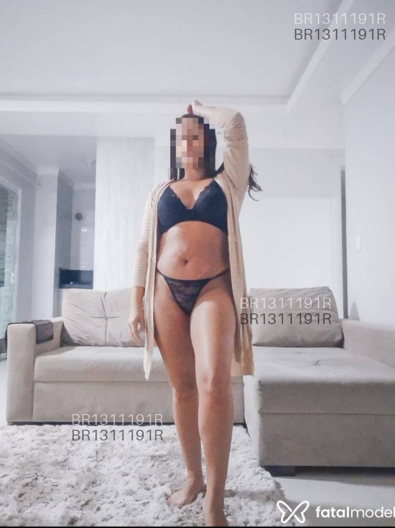 Acompanhante mulher com cabelo castanho de olhos castanhos em Tocantinópolis Acompanhante mulher com cabelo castanho de olhos castanhos em Tocantinópolis - Bruna Indisponível