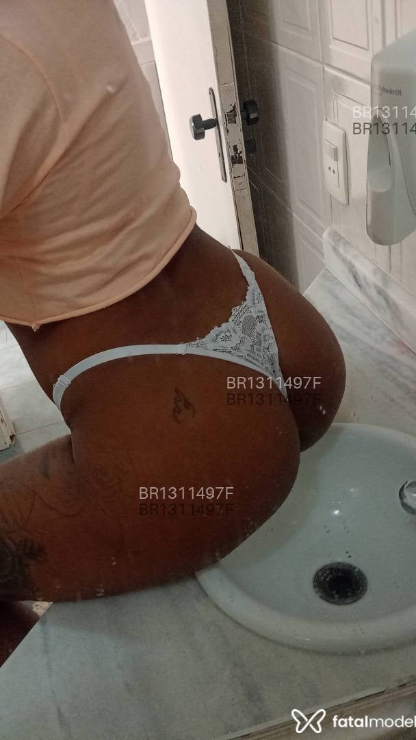 Acompanhante mulher com cabelo castanho de olhos castanhos em Rio de Janeiro - Thaís gomes