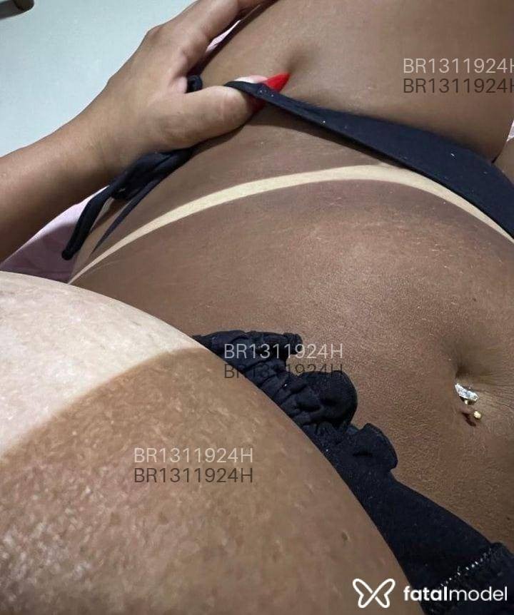 Acompanhante mulher morena (o) de olhos castanhos em Cascavel - Alline Menezes