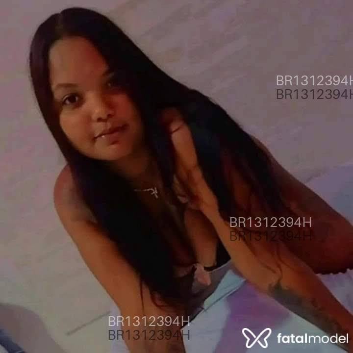 Acompanhante mulher morena (o) de olhos castanhos - Giovanna