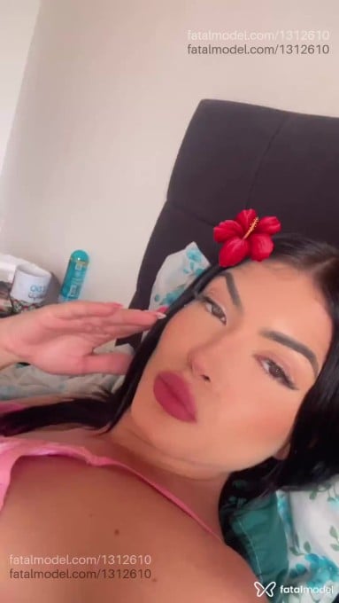 Acompanhante mulher trans morena (o) de olhos pretos em Taubaté - Viviane saiury