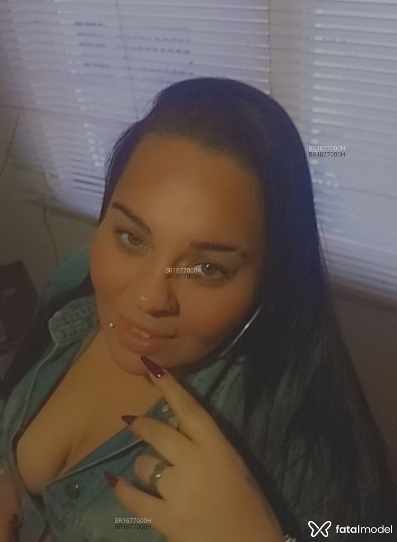 Acompanhante mulher morena (o) de olhos verdes em Porto Alegre - Jujuleoa