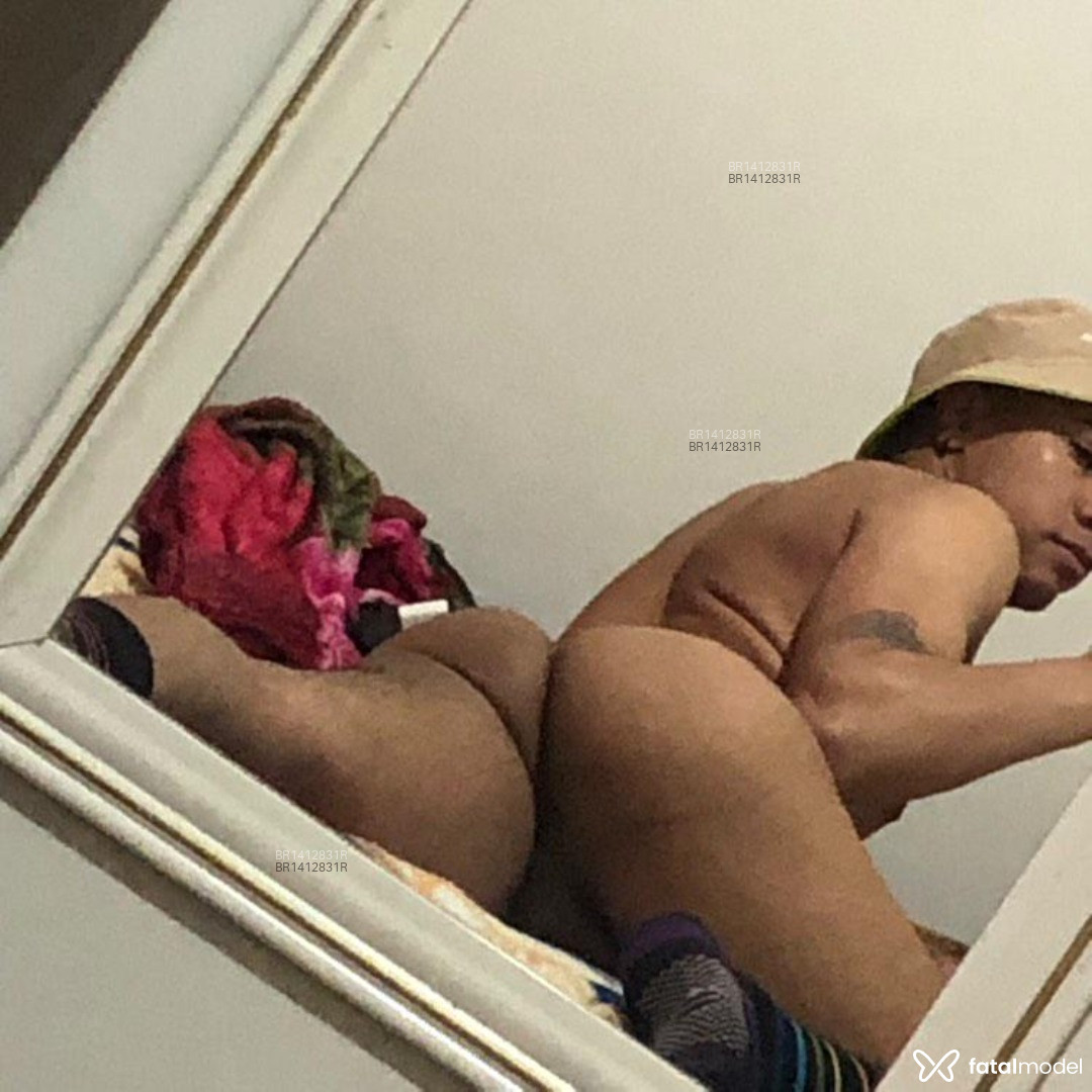 Acompanhante homem morena (o) de olhos castanhos em Chapecó - Pedro