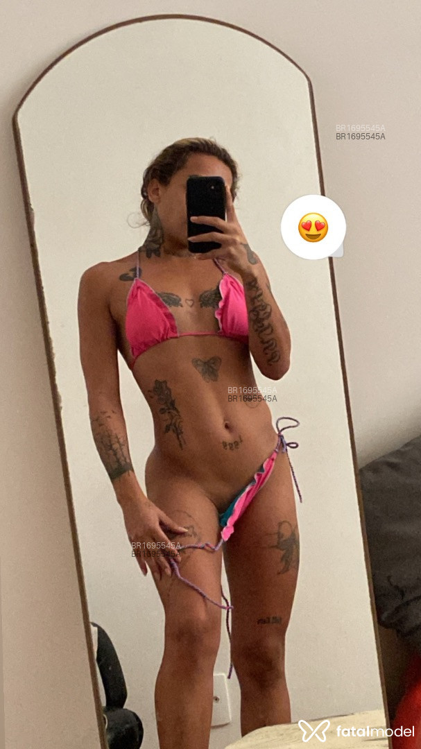 Acompanhante mulher trans loira (o) de olhos castanhos em Virtual - Isahcecchini