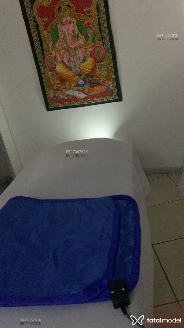 Acompanhante mulher morena (o) de olhos castanhos em Florianópolis - Kelli Saito