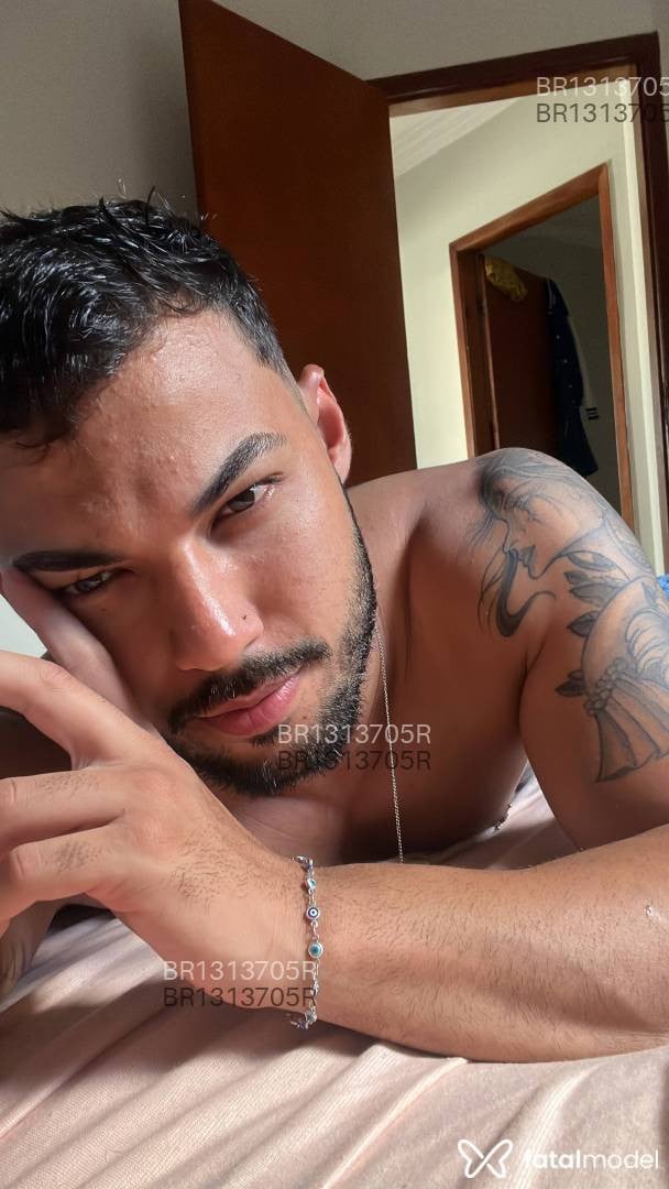 Acompanhante homem morena (o) de olhos castanhos em Campo Grande - Lorenzo Cardozo
