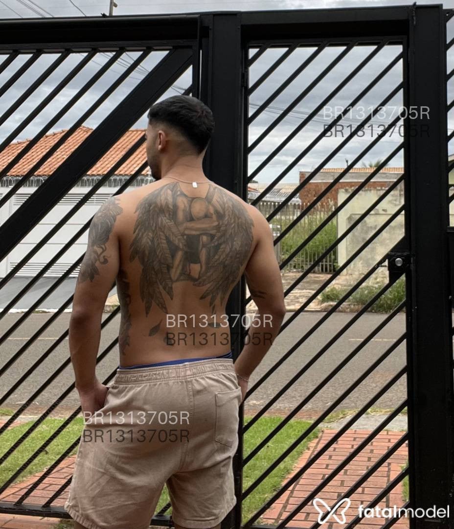 Acompanhante homem morena (o) de olhos castanhos em Campo Grande - Lorenzo Cardozo
