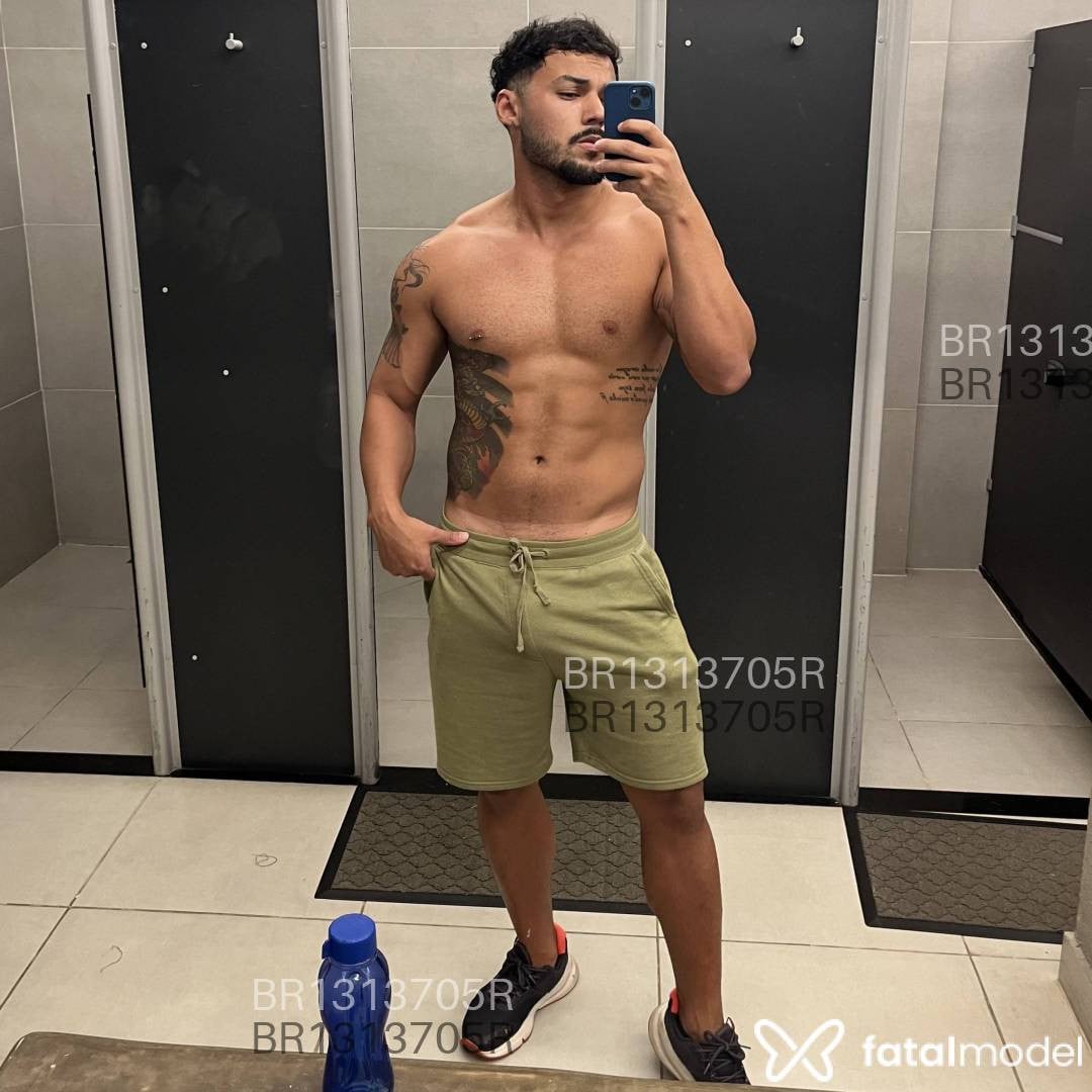 Acompanhante homem morena (o) de olhos castanhos em Campo Grande - Lorenzo Cardozo
