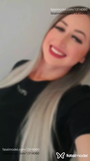 Acompanhante mulher loira (o) de olhos verdes em Venâncio Aires - Rafaela Cortez