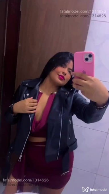 Acompanhante mulher morena (o) de olhos pretos em Santa Cruz do Capibaribe Acompanhante mulher morena (o) de olhos pretos em Santa Cruz do Capibaribe - índinha