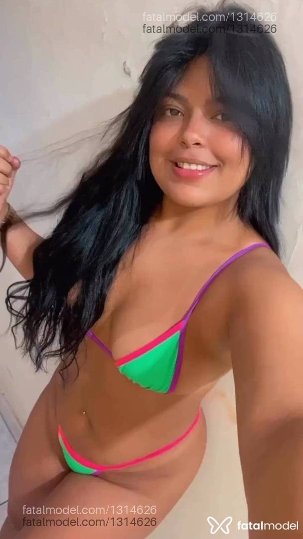 Acompanhante mulher morena (o) de olhos pretos - índinha