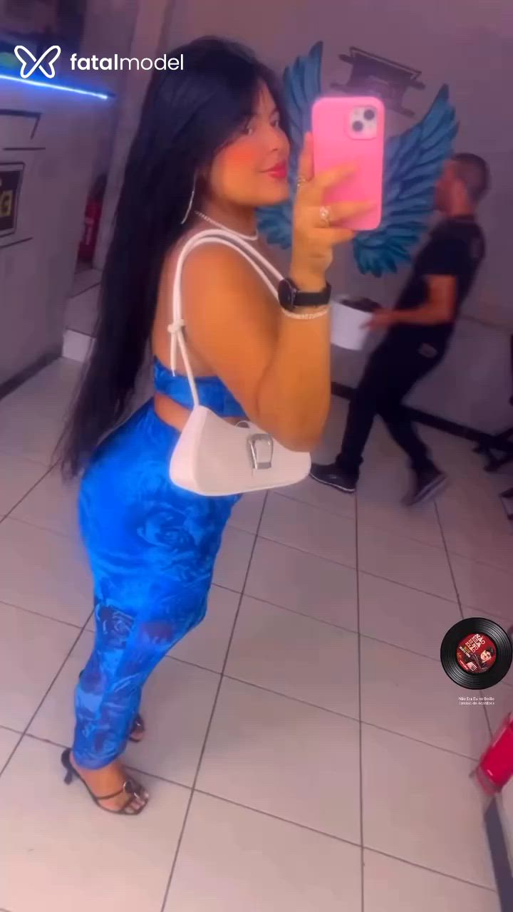 Acompanhante mulher morena (o) de olhos pretos - índinha