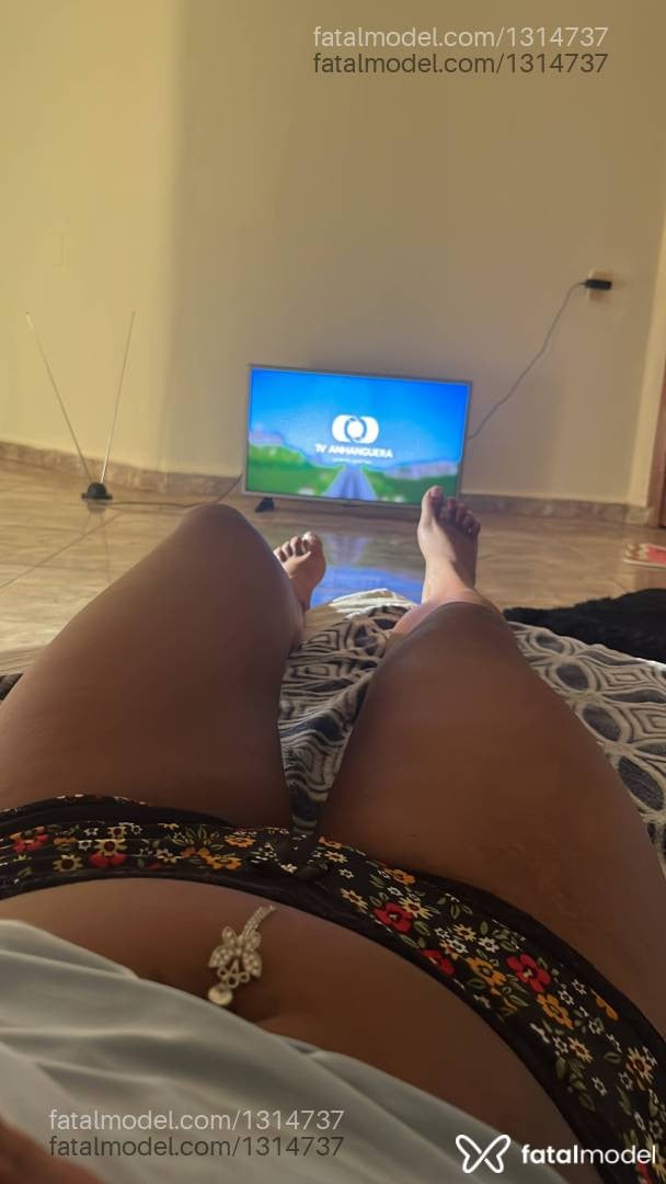 Acompanhante mulher morena (o) de olhos castanhos em Niquelândia Acompanhante mulher morena (o) de olhos castanhos em Niquelândia - Gabi Souza