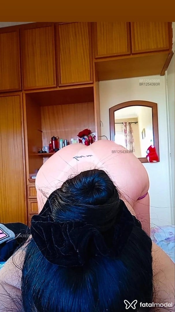 Acompanhante mulher morena (o) de olhos verdes em Veranópolis Acompanhante mulher morena (o) de olhos verdes em Veranópolis - Andressa Queiroz