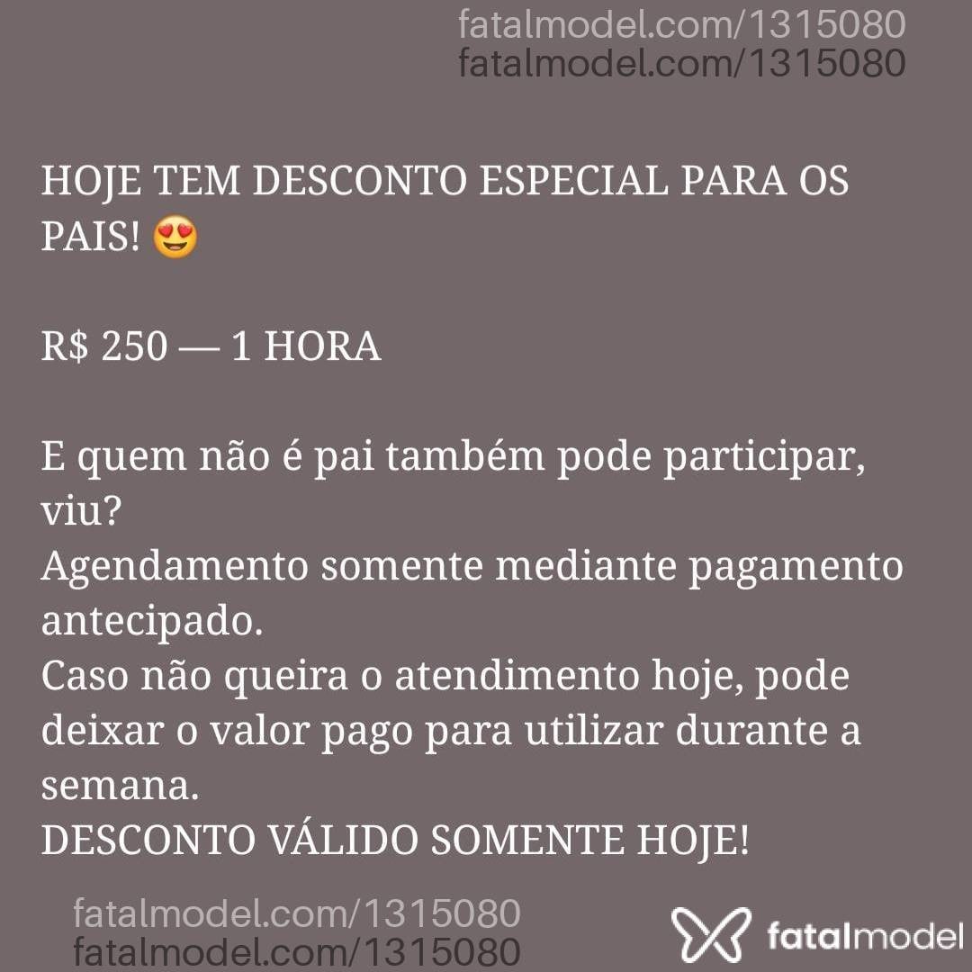 Acompanhante mulher loira (o) de olhos castanhos - Mayla Lee