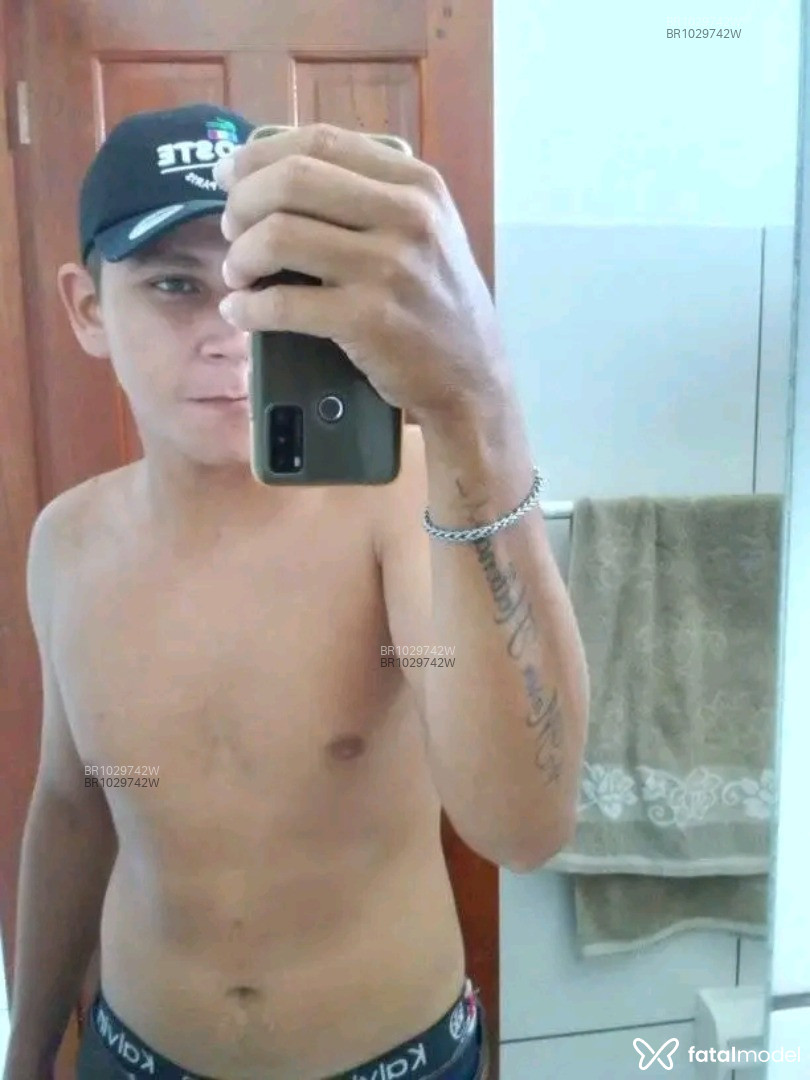 Acompanhante homem loira (o) de olhos verdes em Porto Velho - Naglisson