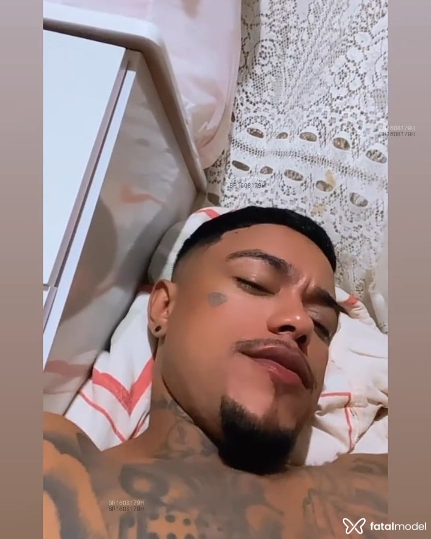 Acompanhante homem trans morena (o) de olhos pretos em Cabo Frio - Lucas