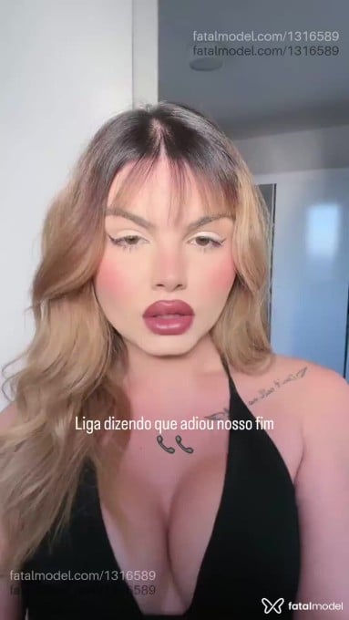 Acompanhante mulher trans loira (o) de olhos castanhos em Guarujá Acompanhante mulher trans loira (o) de olhos castanhos em Guarujá - Lana Reis