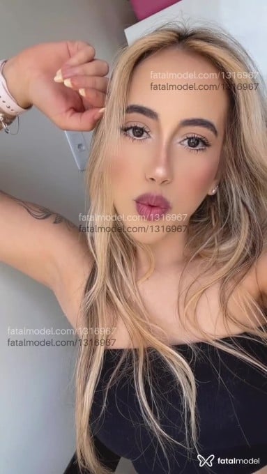 Acompanhante mulher loira (o) de olhos castanhos em Pato Branco Acompanhante mulher loira (o) de olhos castanhos em Pato Branco - Lili
