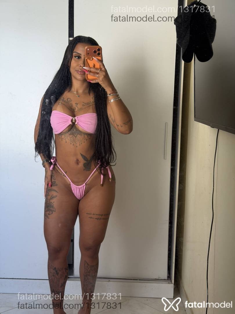 Acompanhante mulher morena (o) de olhos castanhos em Ubá - Indiazinhaa
