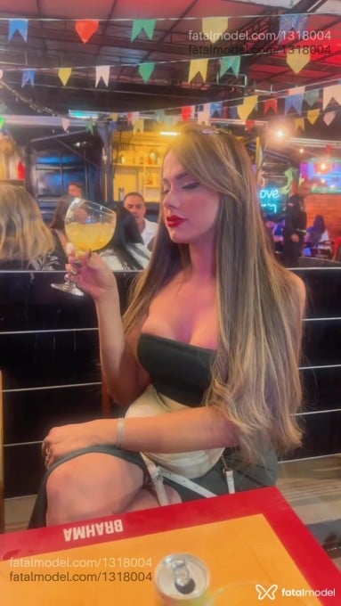 Acompanhante mulher trans loira (o) de olhos castanhos em Sete Lagoas - Gabriela Valentina