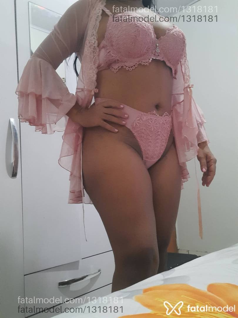Acompanhante mulher morena (o) de olhos castanhos - Gaby cortezano