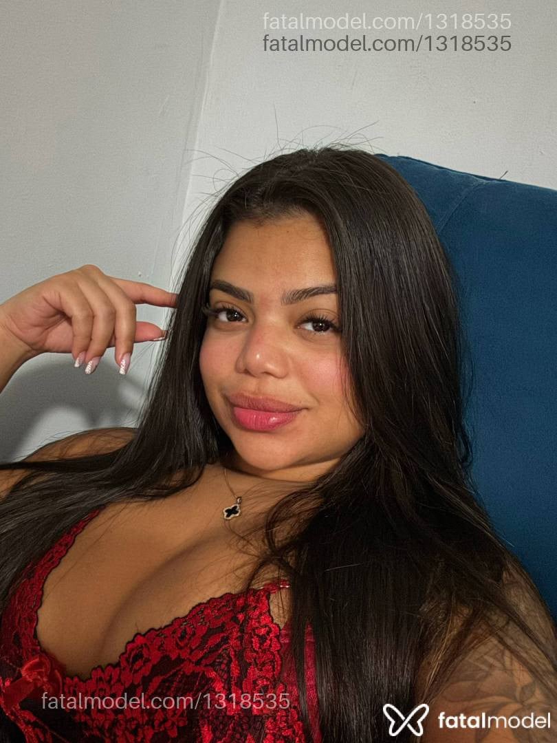 Acompanhante mulher com cabelo castanho de olhos castanhos - Amanda