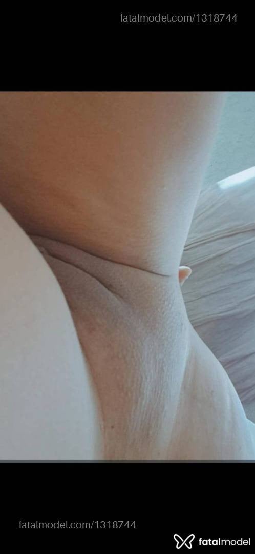 Acompanhante mulher com cabelo castanho de olhos castanhos - Anitta xavier