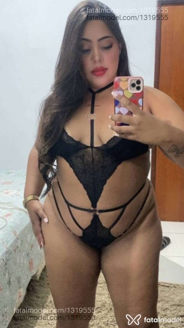 Acompanhante mulher morena (o) de olhos castanhos - Manoela Padovani