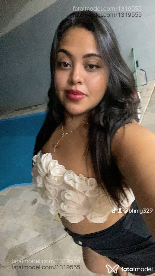 Acompanhante mulher morena (o) de olhos castanhos - Manoela Padovani