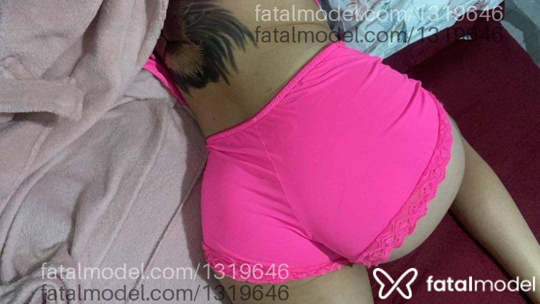 Acompanhante mulher morena (o) de olhos castanhos - Camilla