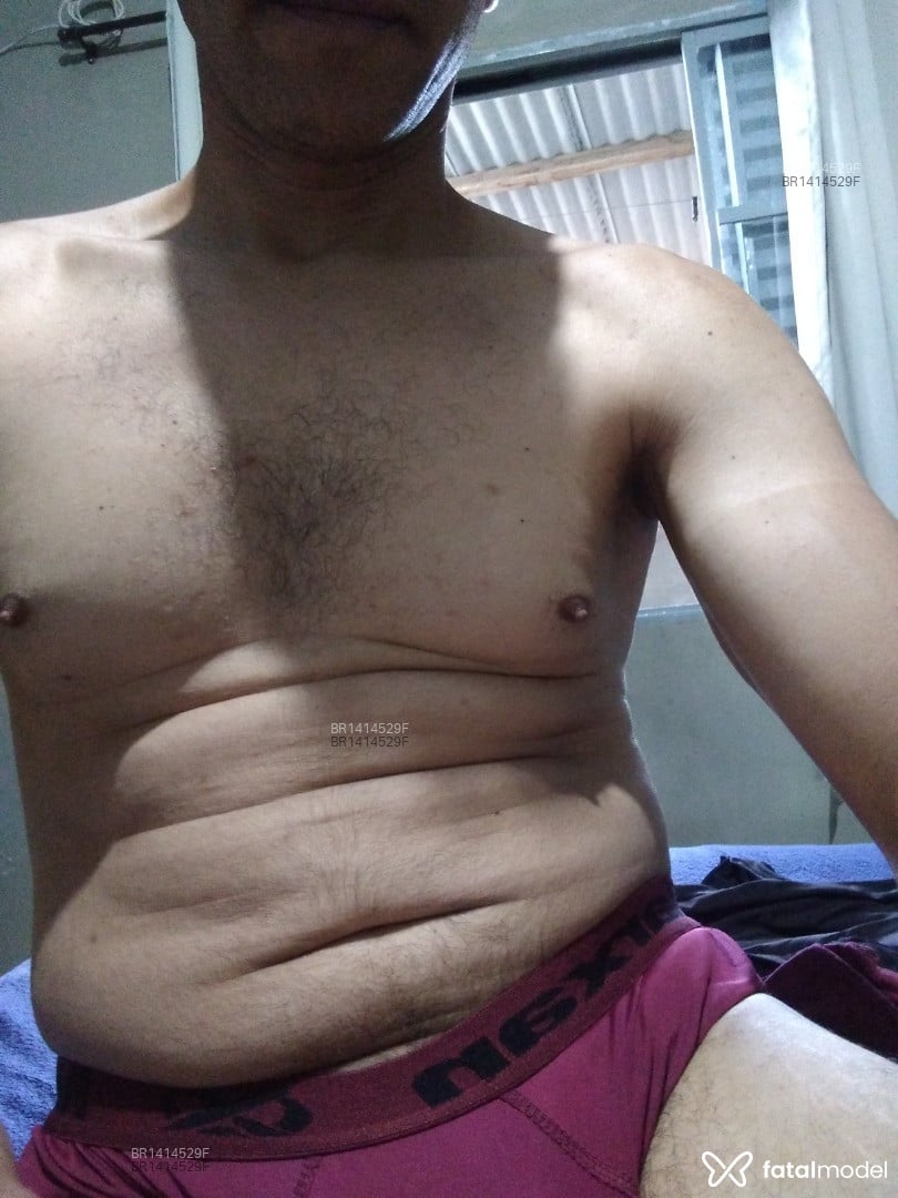 Acompanhante homem morena (o) de olhos castanhos em Poço Fundo Acompanhante homem morena (o) de olhos castanhos em Poço Fundo - carlos marquis
