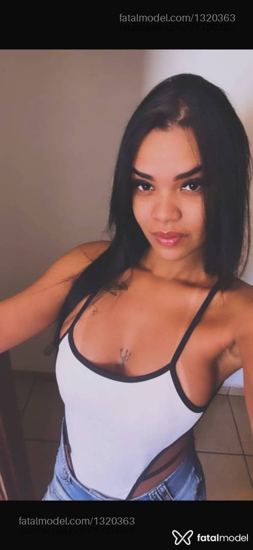Acompanhante mulher com cabelo castanho de olhos castanhos em São José do Rio Preto - Karyna